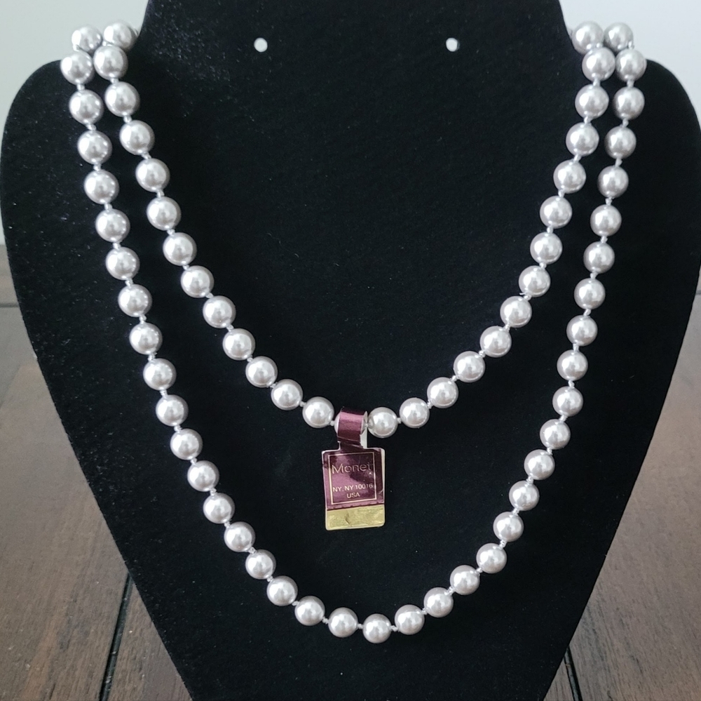 Vintage New Monet Faux Silver Grey Pearls Classic Knotted Single Strand Necklace